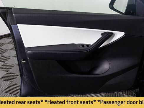 Used 2020 Tesla Model Y Long Range image 33