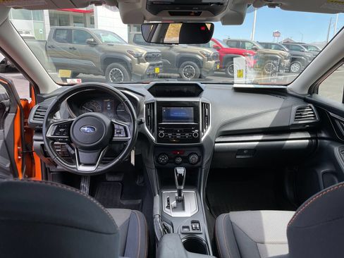 Used 2019 Subaru Crosstrek 2.0i Premium w/ Eyesight System AWD/4WD image 17