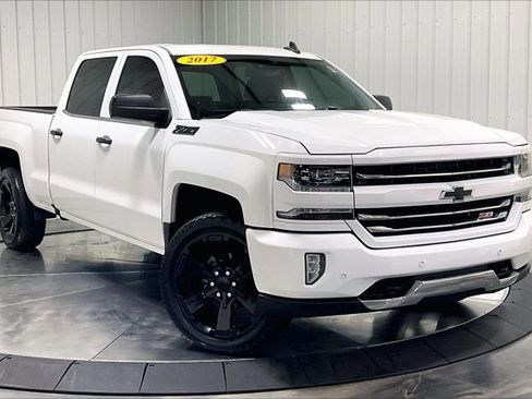 Used 2017 Chevrolet Silverado 1500 LTZ Z71 w/ LTZ Plus Package AWD/4WD image 3