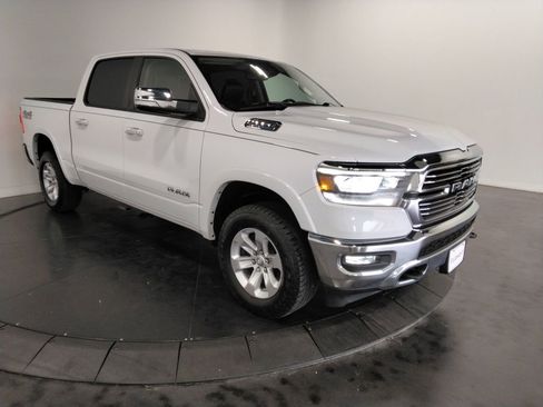 Used 2021 RAM 1500 Laramie w/ Off Road Group image 4