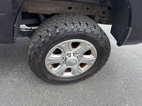 Used 2017 RAM 2500 Big Horn image 16