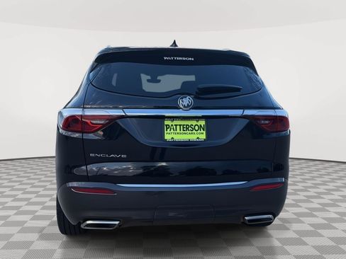 Used 2022 Buick Enclave Premium w/ Experience Buick Package FWD image 3