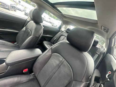 Used 2020 Kia Optima Premium FWD image 11