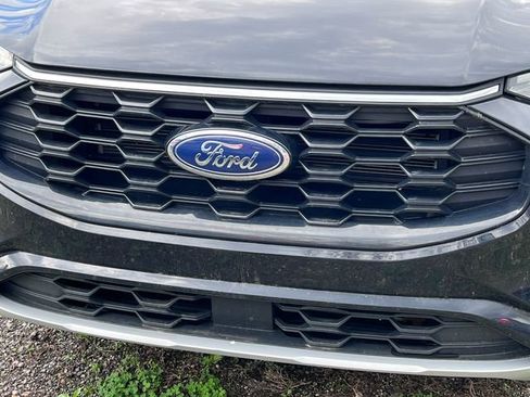 Certified 2024 Ford Escape ST-Line w/ Tech Pack #1 AWD/4WD image 6