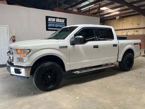 Used 2015 Ford F150 XLT AWD/4WD image 7