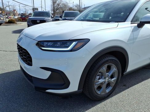 New 2026 Honda HR-V LX image 12