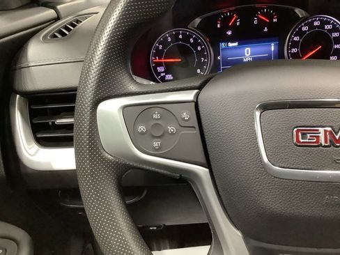 Used 2023 GMC Terrain SLE w/ Driver Convenience Package image 14