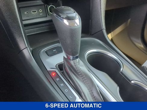 Used 2019 Chevrolet Equinox LS AWD/4WD image 13