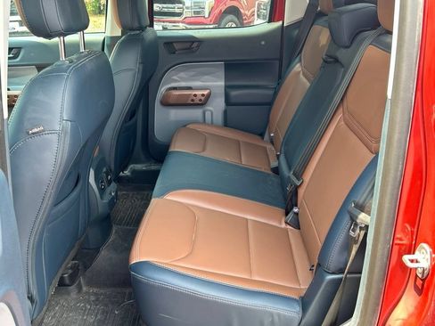 Used 2024 Ford Maverick Lariat w/ FX4 Off-Road Package AWD/4WD image 13