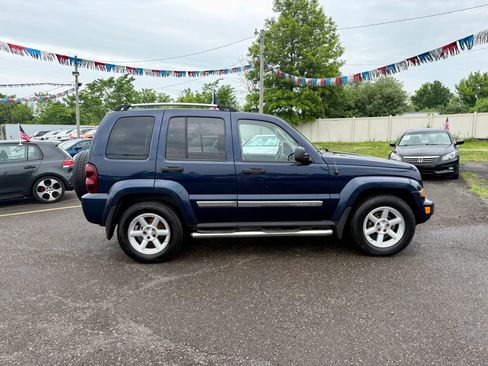 Used 2006 Jeep Liberty Limited AWD/4WD image 6