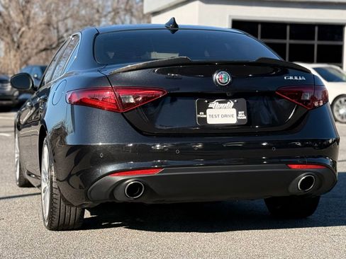Used 2019 Alfa Romeo Giulia Ti w/ Quick Order Package 22Z Lusso image 3