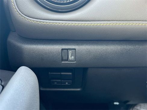 Certified 2024 Chevrolet Colorado ZR2 w/ ZR2 Convenience Package III image 18