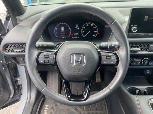 Used 2024 Honda HR-V Sport image 12
