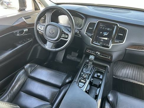 Used 2017 Volvo XC90 T6 Momentum w/ Vision Package AWD/4WD image 16