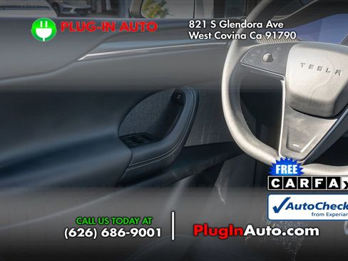 Used 2022 Tesla Model X Plaid image 17