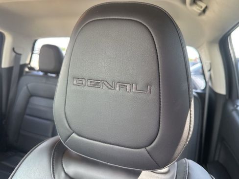 Used 2019 GMC Canyon Denali AWD/4WD image 3