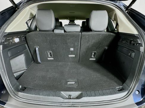 Used 2025 MAZDA CX-90 3.3 Turbo w/ Select Package image 29