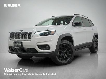 Used 2022 Jeep Cherokee Latitude w/ Sun & Sound Group