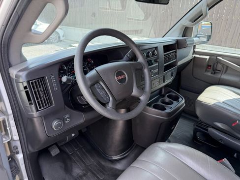 Used 2024 GMC Savana 3500 LS RWD image 19