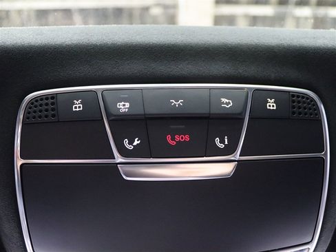 Used 2018 Mercedes-Benz S 560 4MATIC Sedan image 37