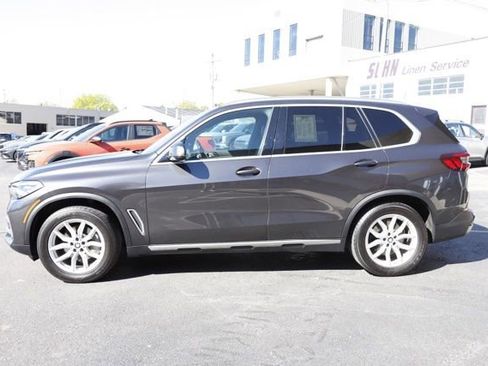 Used 2021 BMW X5 xDrive40i w/ Convenience Package AWD/4WD image 6