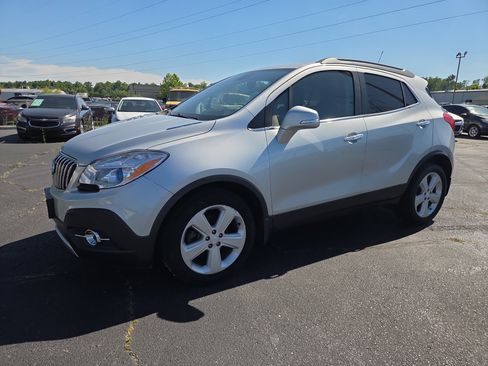 Used 2015 Buick Encore Convenience FWD image 1