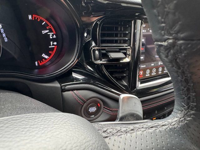 Used 2023 Dodge Durango GT w/ Blacktop Package AWD/4WD image 31