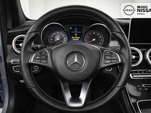 Used 2018 Mercedes-Benz GLC 300 w/ Premium Package image 9