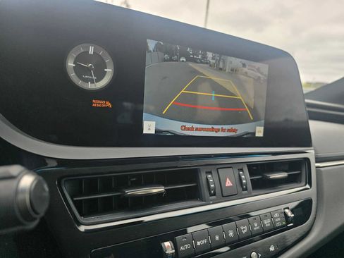 Certified 2023 Lexus ES 350 w/ Accessory Package (Z1) FWD image 28