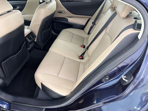 Used 2021 Lexus ES 350 w/ Premium Package FWD image 23