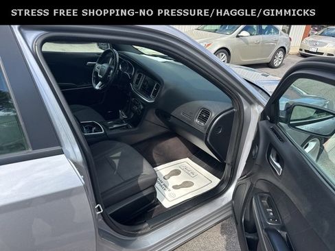 Used 2018 Dodge Charger R/T image 33