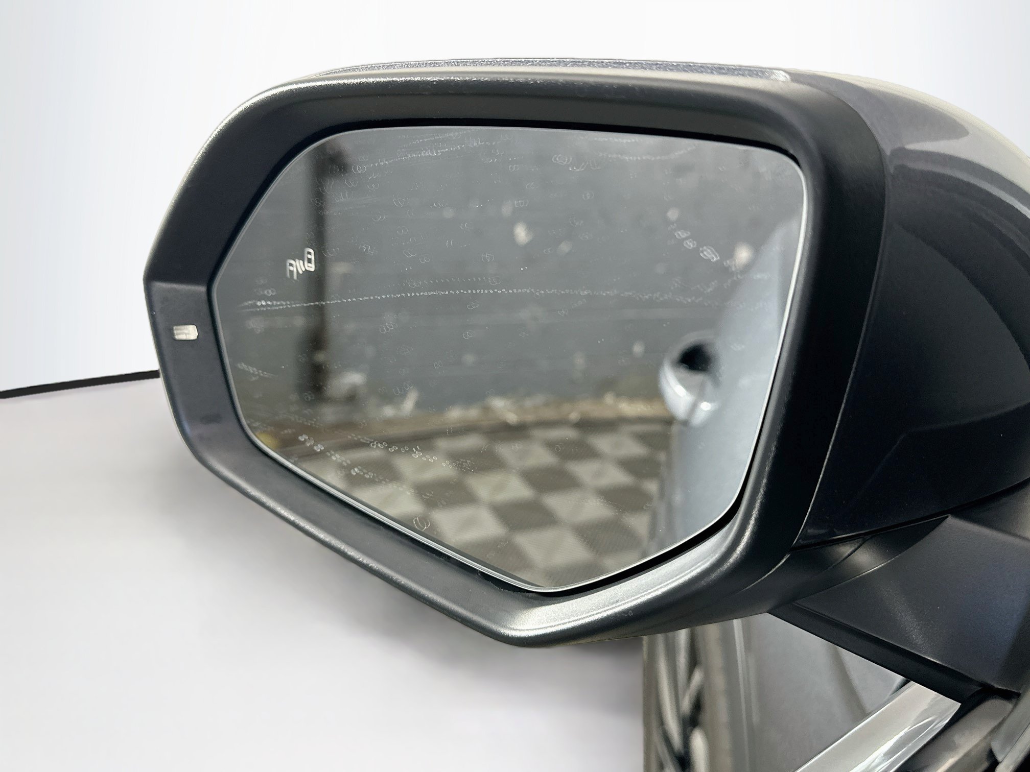 Used 2025 Volkswagen Atlas SE AWD/4WD image 16