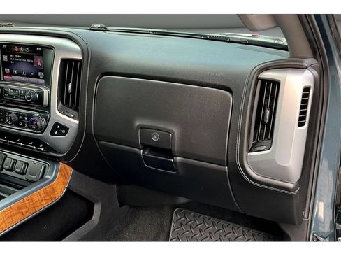 Used 2014 GMC Sierra 1500 SLT w/ Suspension Package, Off-Road AWD/4WD image 43