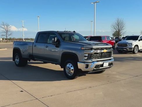 New 2026 Chevrolet Silverado 3500 LT w/ Safety Package image 3
