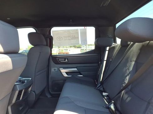New 2026 Toyota Tundra SR5 w/ SR5 Convenience Package AWD/4WD image 7