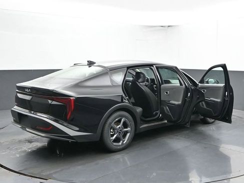 Used 2025 Kia K4 FWD image 53