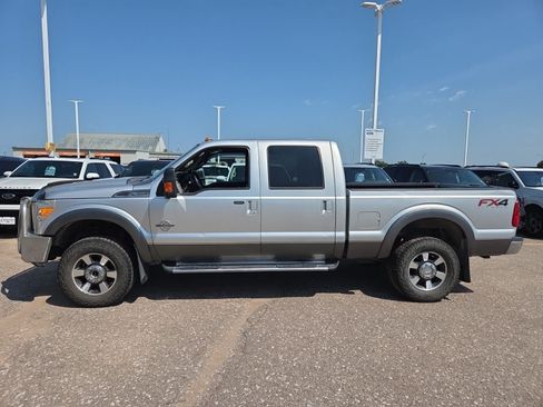 Used 2013 Ford F350 Lariat w/ Lariat Interior Pkg AWD/4WD image 2
