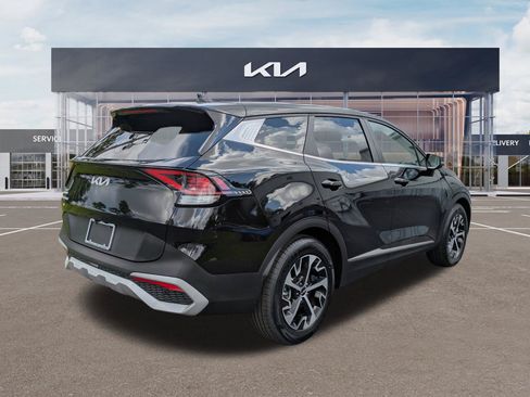 Certified 2025 Kia Sportage EX FWD image 4