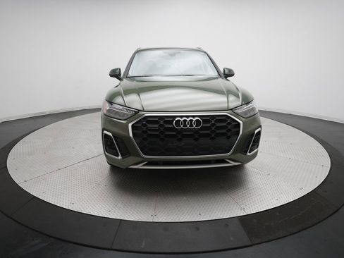 Used 2023 Audi Q5 2.0T Prestige w/ Prestige Package image 5