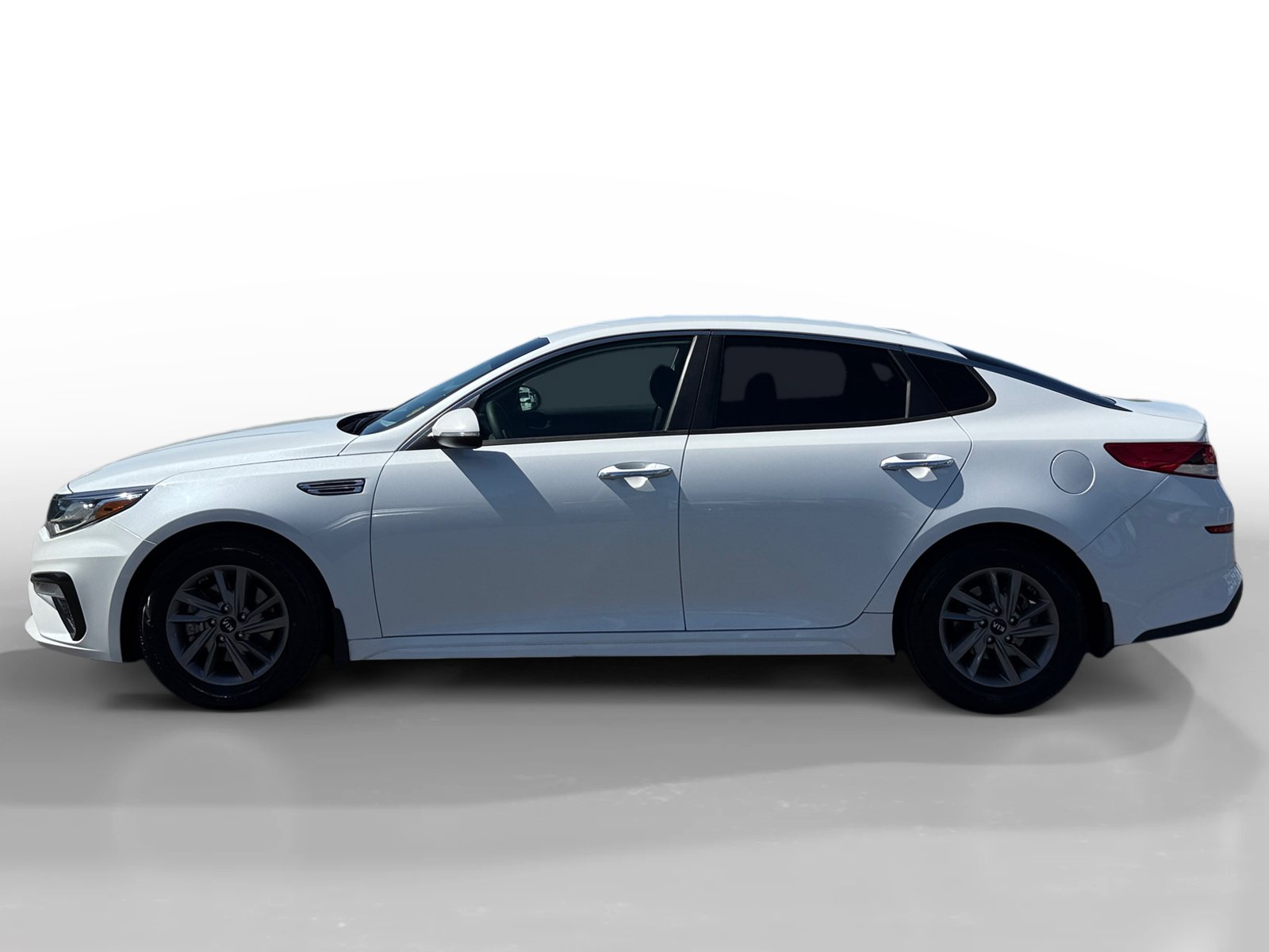 Used 2020 Kia Optima LX FWD image 2
