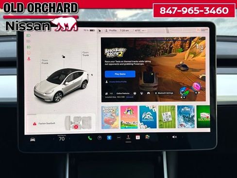 Used 2020 Tesla Model Y Long Range image 19