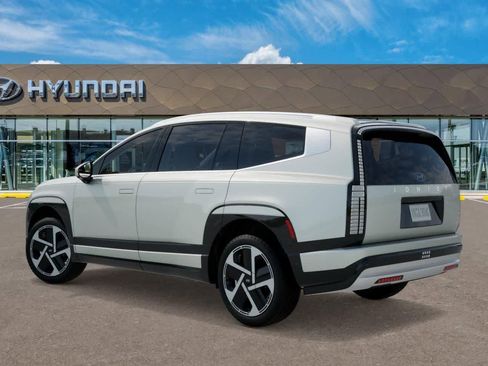 New 2026 Hyundai Ioniq 9 Limited w/ Tow & Go Package image 5