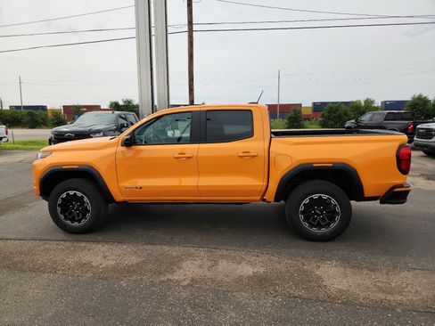 New 2026 GMC Canyon AT4 image 2