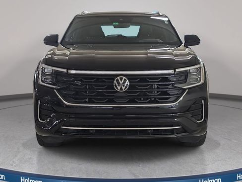 Used 2024 Volkswagen Atlas Cross Sport SEL R-Line AWD/4WD image 3