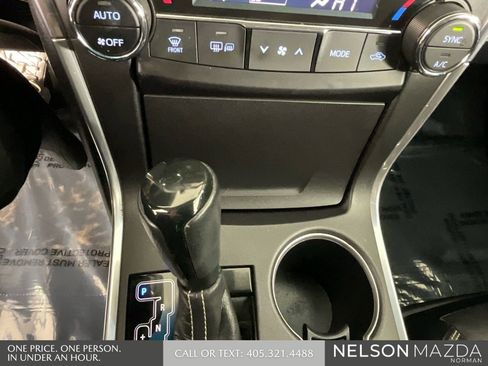Used 2015 Toyota Camry XLE image 36