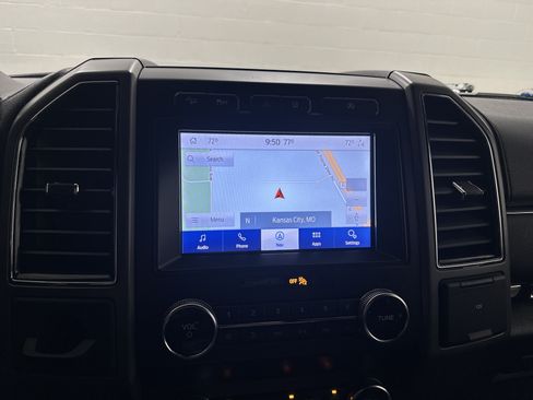 Used 2020 Ford Expedition Max XLT w/ Equipment Group 202A AWD/4WD image 25