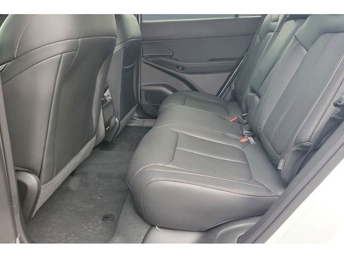 New 2026 Jeep Cherokee Limited image 18