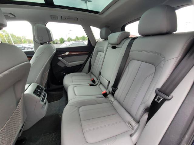 Used 2022 Audi Q5 2.0T Premium Plus AWD/4WD image 13