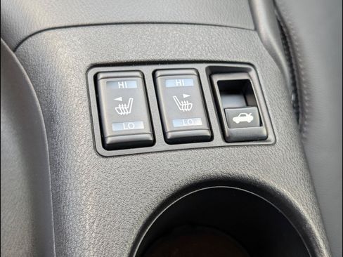 Used 2025 Nissan Z Performance w/ Floor Mat Package RWD image 14