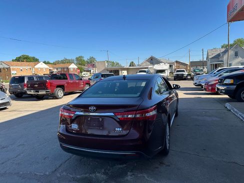 Used 2013 Toyota Avalon Limited w/ Technology Pkg image 4